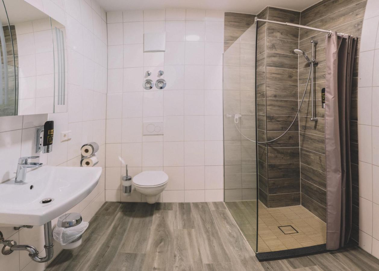 E&B Hotel Korb Экстерьер фото