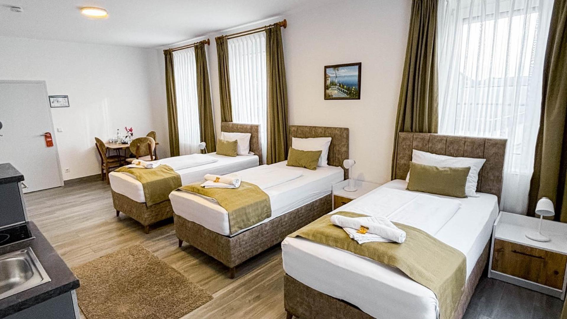 E&B Hotel Korb Экстерьер фото